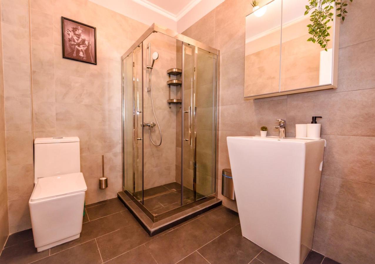 Aquarium Residence Penthouse 5 Неводарі Екстер'єр фото